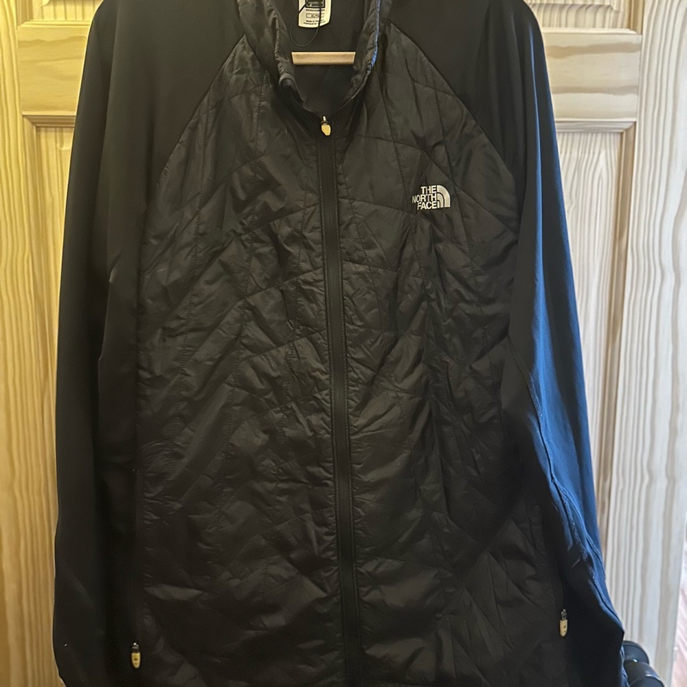The North Face Men's Black Quilted‎ Performance Jacket